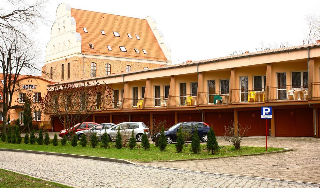 Hotel Zamek Giżycko Kültér fotó